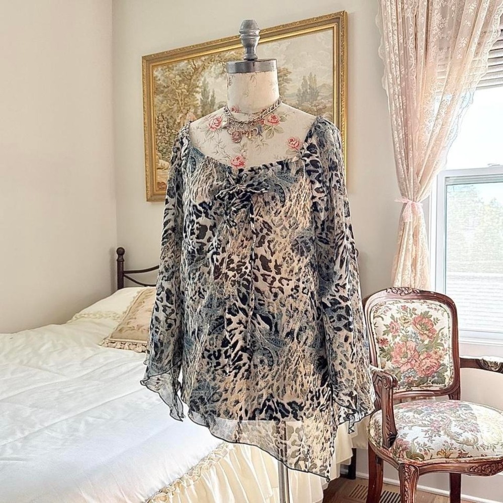 Boho fairy top  y2k‎ unique brown black animal print flowy top size large
